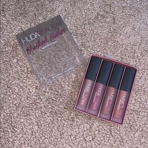 Huda beauty liquid matte minis